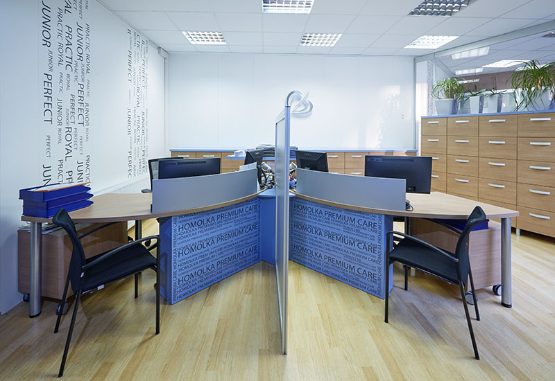 Reception and administration area at Homolka Premium Care